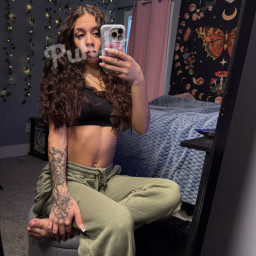 Maeva, 24