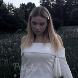Valerija, 18