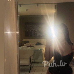 Jasmin, 20