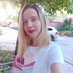 Nadine, 30