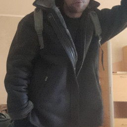 Raimonds, 43