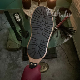 Kat, 38