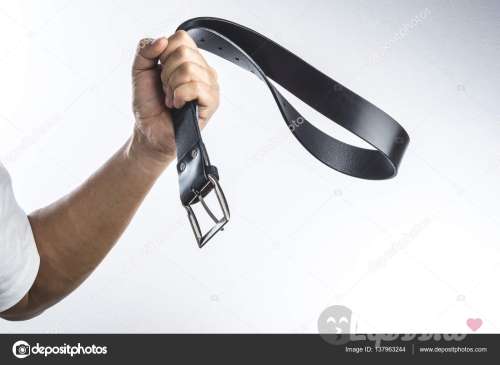 Дам женщине ремня.